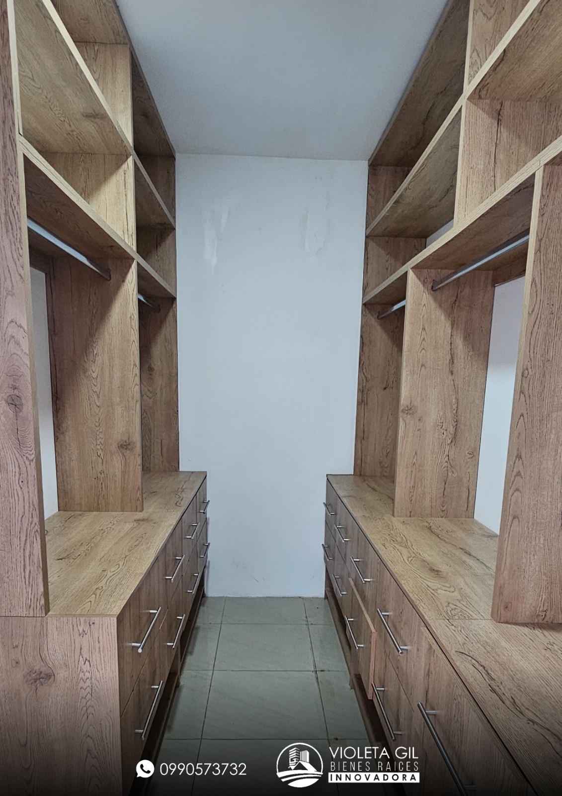 Casa Amplia en Venta en Urb. Matices – Zafiro – 3 Dormitorios + Patio Amplio | Frente al C.C. El Dorado.