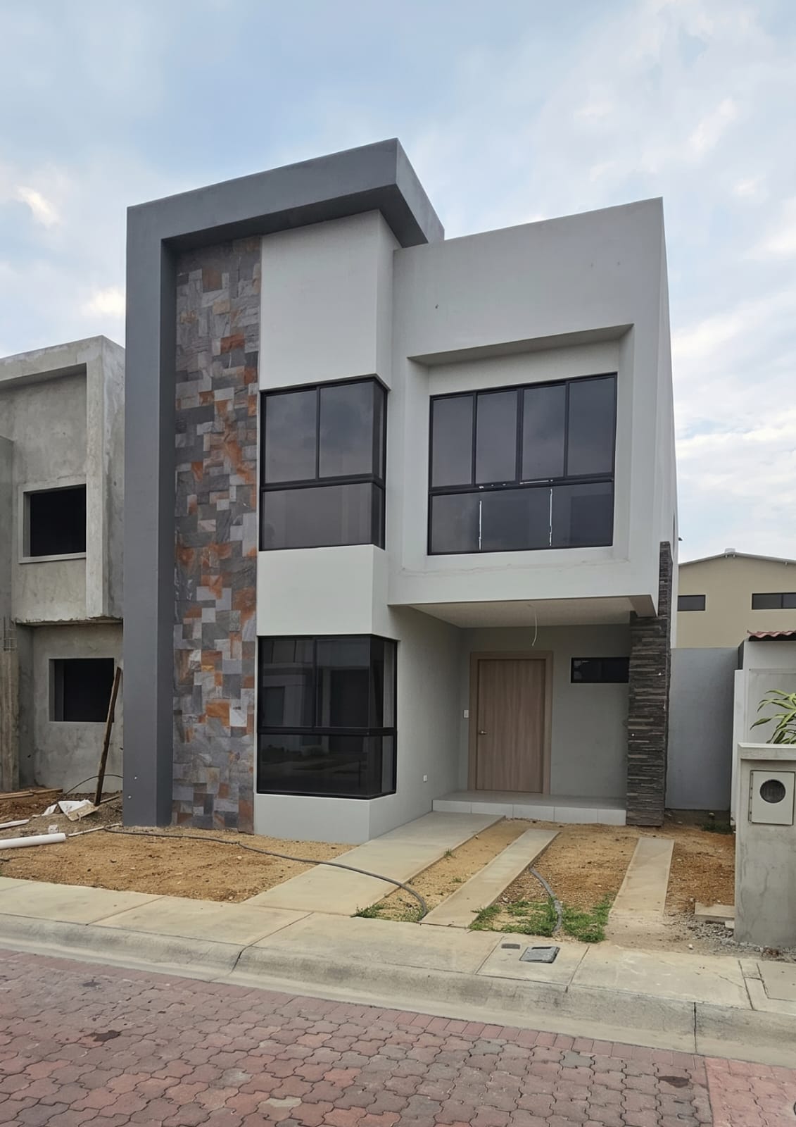 CASA EN VENTA | URB. LA JOYA – ETAPA AGUAMARINA